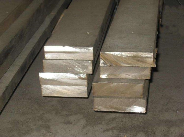 白钢最新价格,白钢最新价格，变化中的价值，学习中的力量