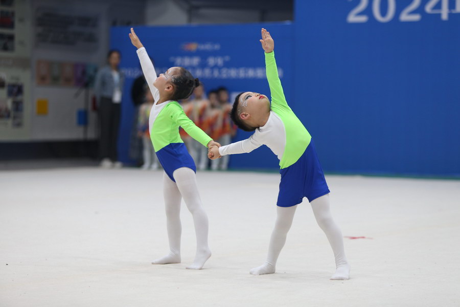 2024最新幼儿体操,活力小童星全新篇章启动