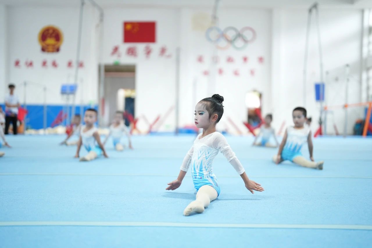 2024最新幼儿体操,活力小童星全新篇章启动