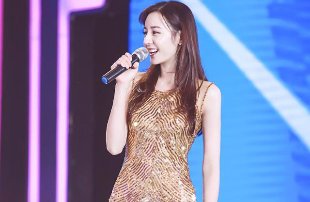 午夜最新热门节目,探索自然美景之旅,寻找内心平和的旅程