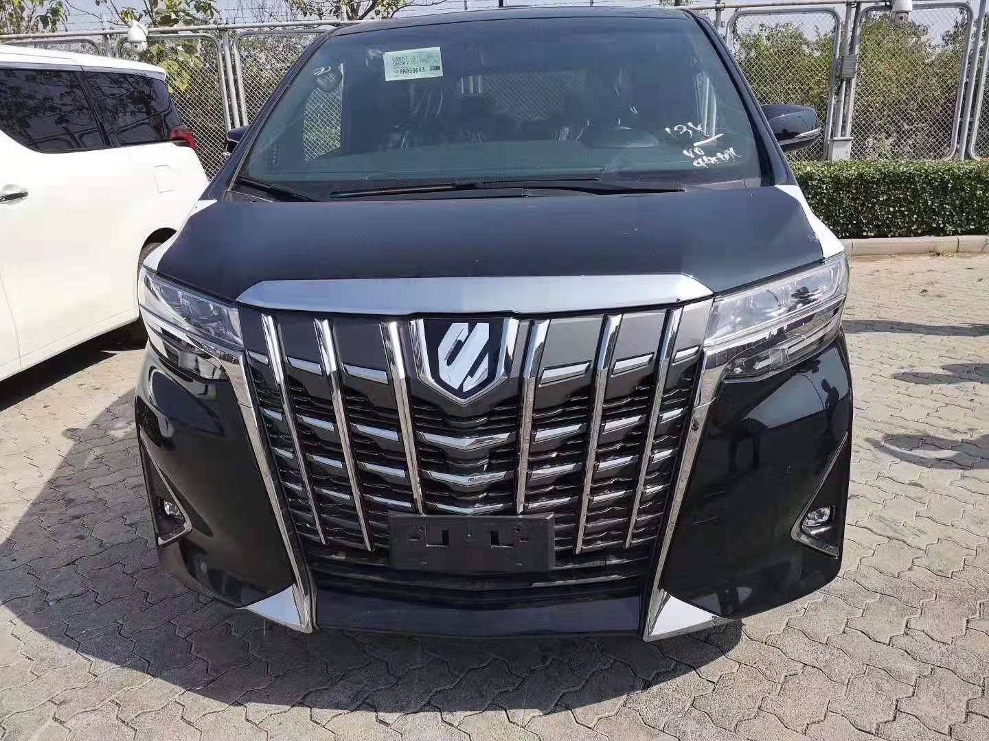 时代之光下的豪华MPV典范，最新埃尔法登场