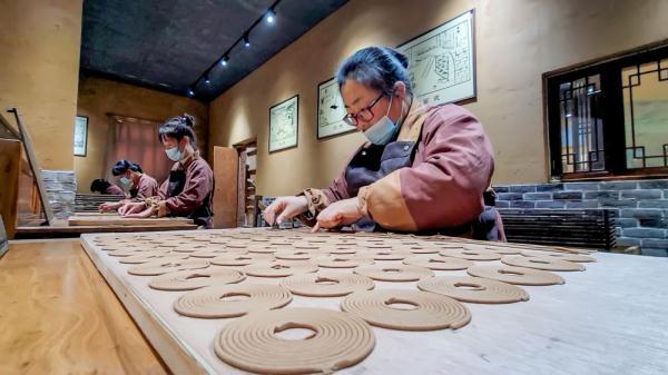 最新制香设备揭秘，提升制香效率与品质的秘密武器！