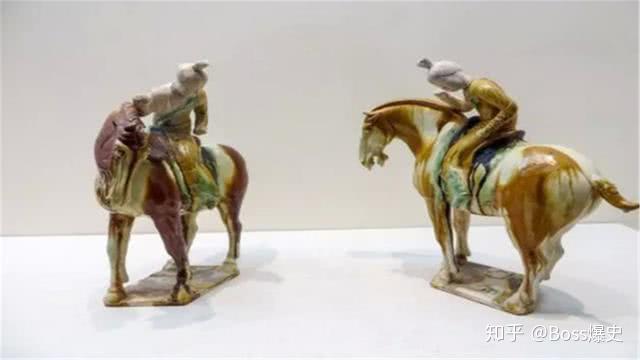 现代女性独立与活力的探索，闺秀撒欢儿的驴最新风采