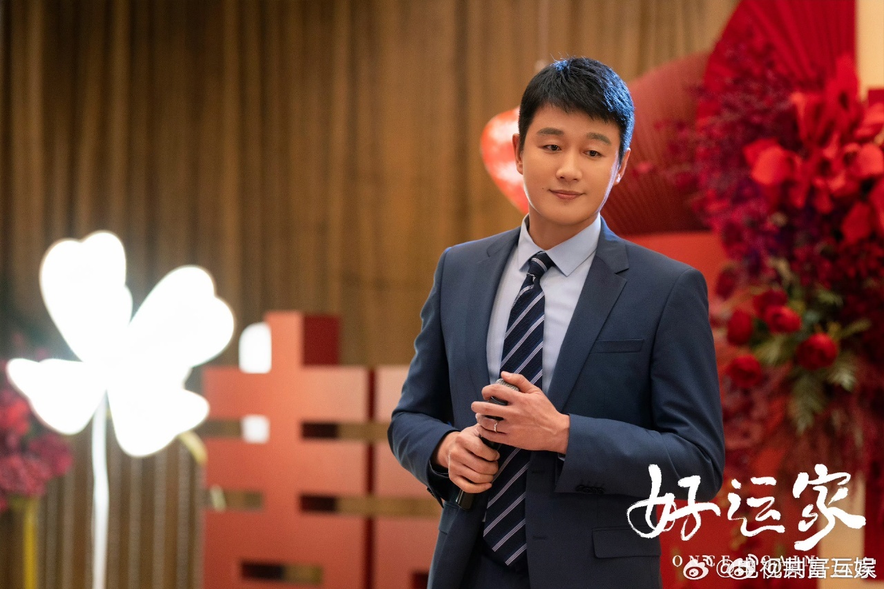 佟大为新剧城市里的温情日常热播,展现日常生活感人瞬间