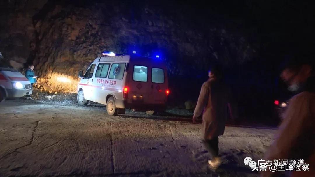 都安车祸视频最新动态与小巷风情小店揭秘