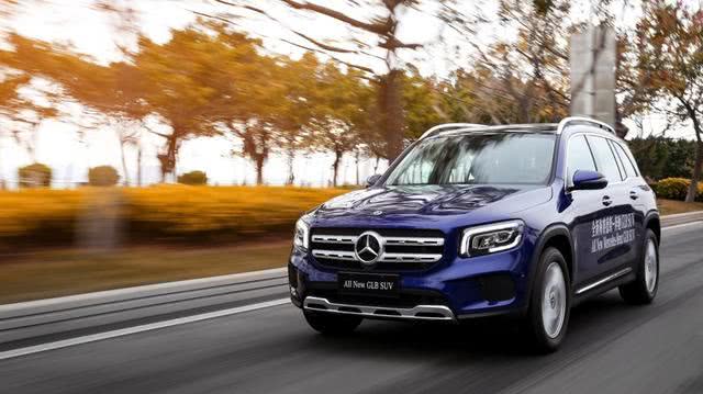 奔驰新款GLB最新动态，变化、学习与自信的力量展现新风采