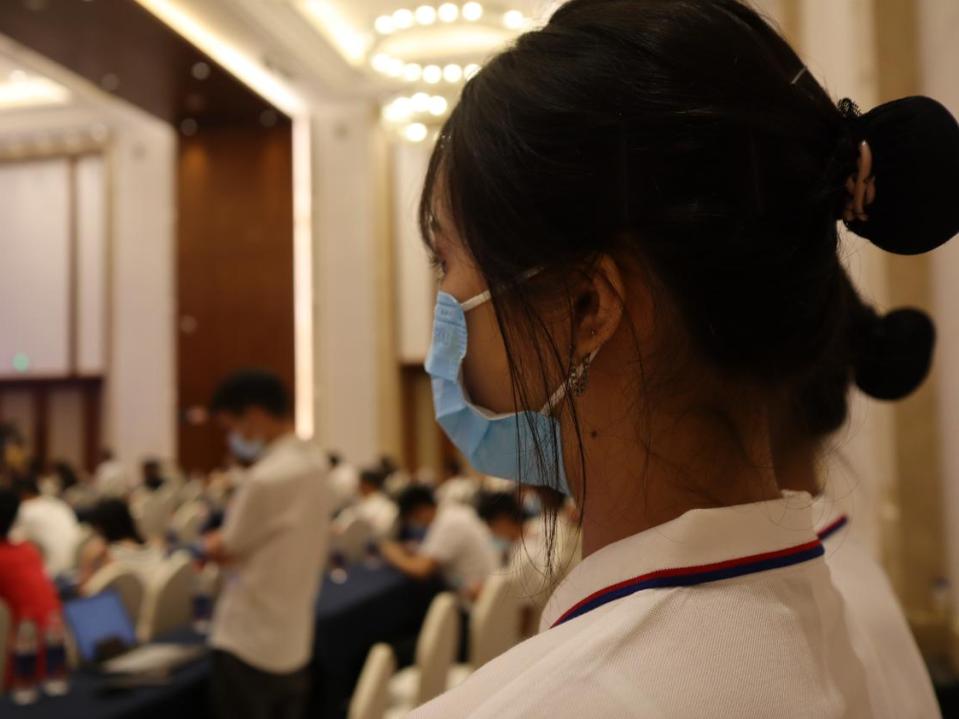 西部创业股票最新消息解析,个人观点分析与影响探讨