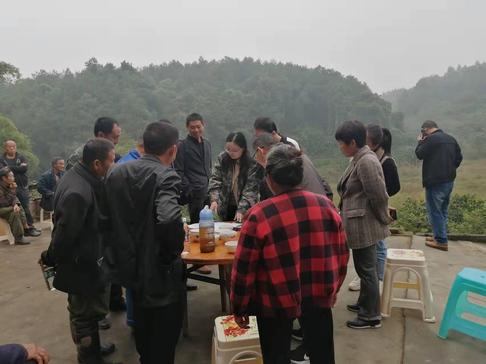 壁铜线最新趋势,塑造现代家居新风尚!