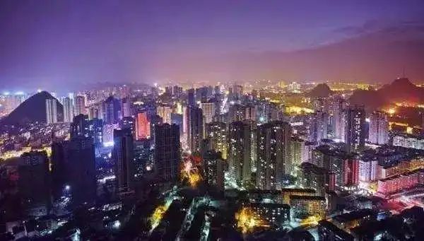 贵州安顺自然美景探索之旅，追寻内心的平和与宁静