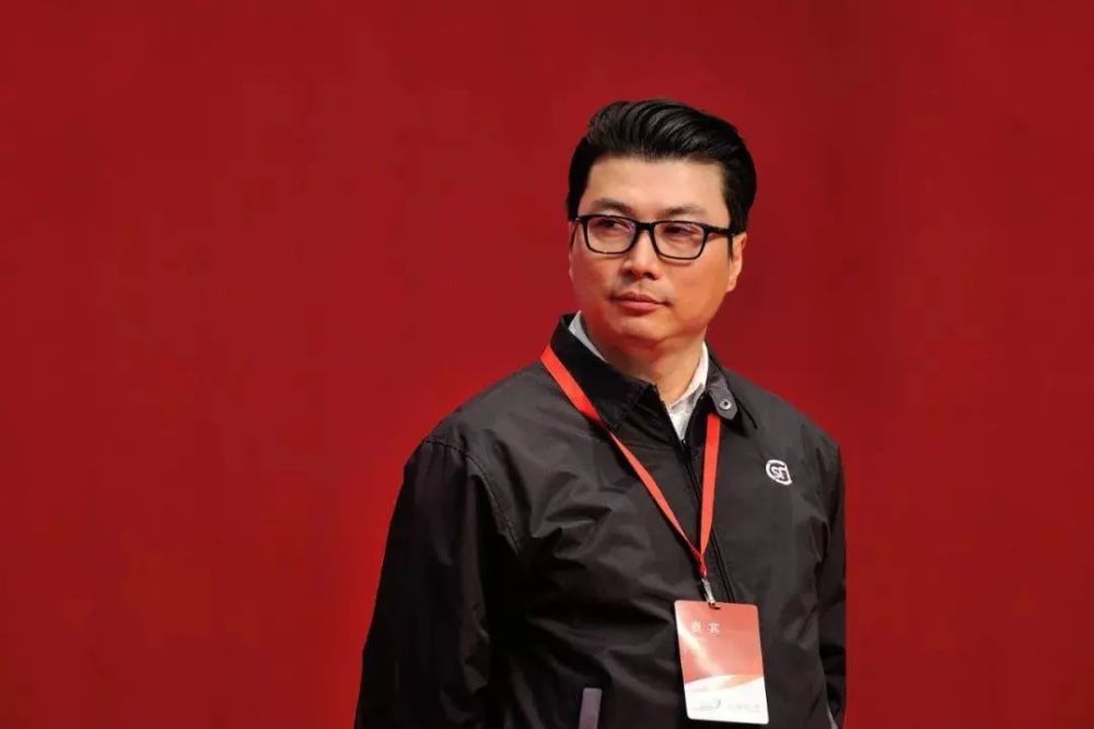 王卫的平和之旅，与自然美景的轻松遨游