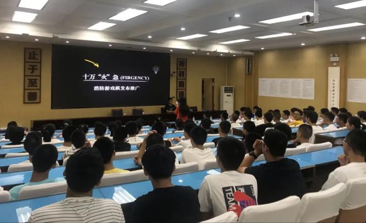 探索特色小店奇妙之旅,最新游戏推广与小巷隐藏宝藏揭秘