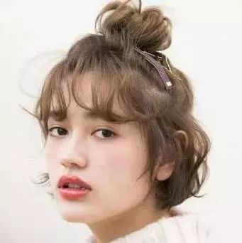 最新女孩短发时尚潮流与个人立场的深度探讨