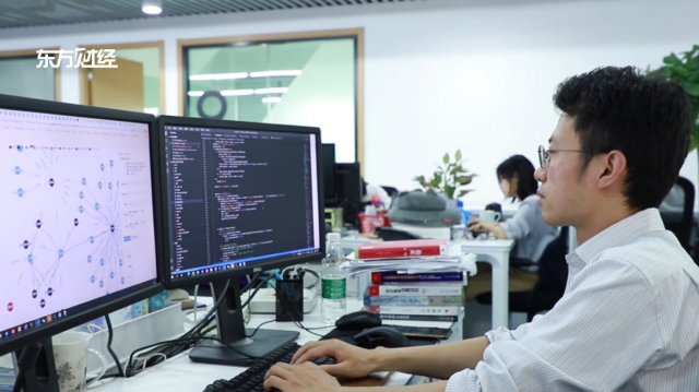 正版权威资料大全澳门彩霸王,专业数据解释设想_科技版22.852