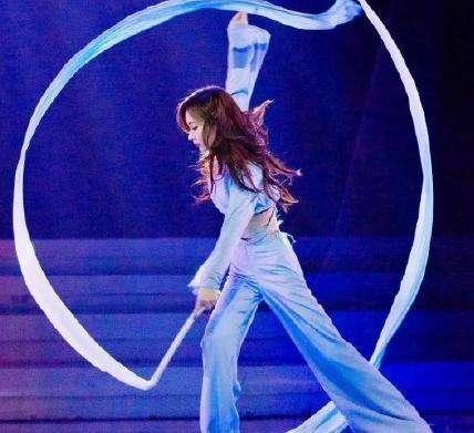 张雨绮舞蹈之旅，温馨日常与友情纽带