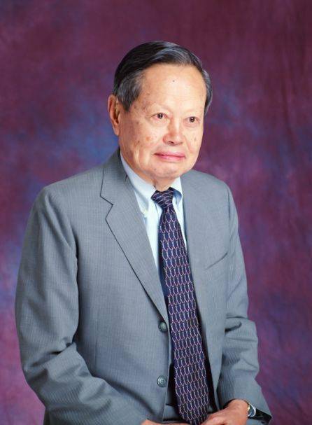 翁帆最新照片引发公众关注与个人选择热议