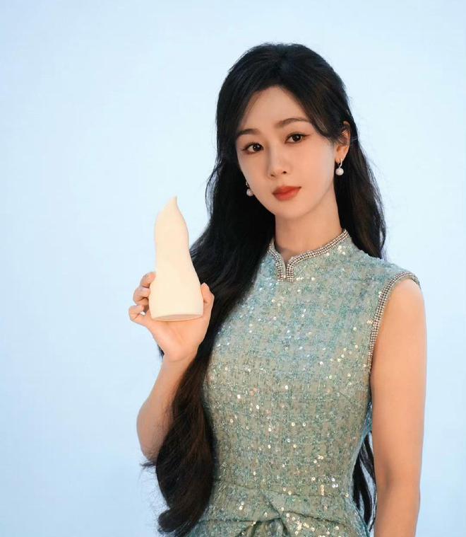 杨紫广告最新揭秘，小巷深处的独特风味探店之旅