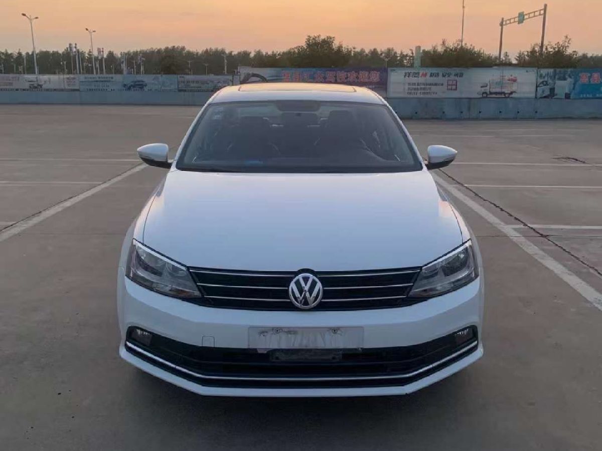 探寻隐藏小巷的秘密,揭秘2017款速腾上市之旅