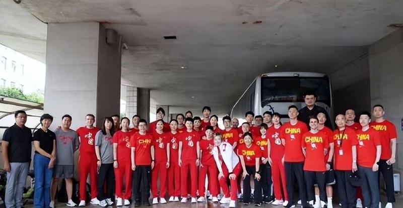 奥运比赛项目，小巷深处的运动之魂与独特小店风采