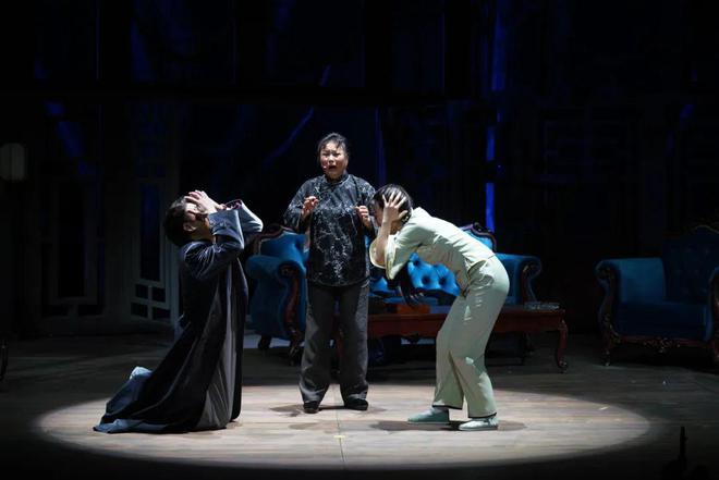 雷雨话剧演员表大全