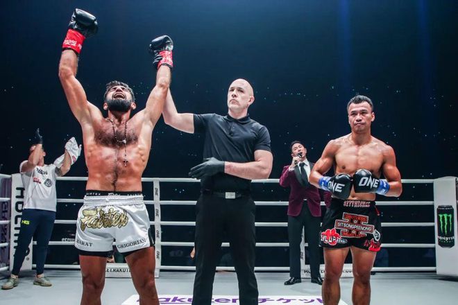 泰拳传奇西提猜的最新战斗历程,赛场热血再现!