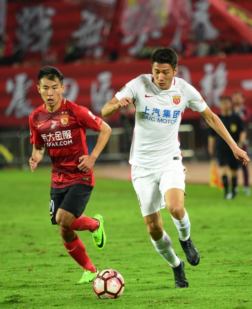 恒大足球与上港最新动态,探寻自然美景之旅,寻求内心平静的瞬间