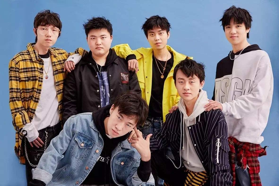 聆听激情与荣耀，Uzi比赛录音，感受职业电竞的魅力