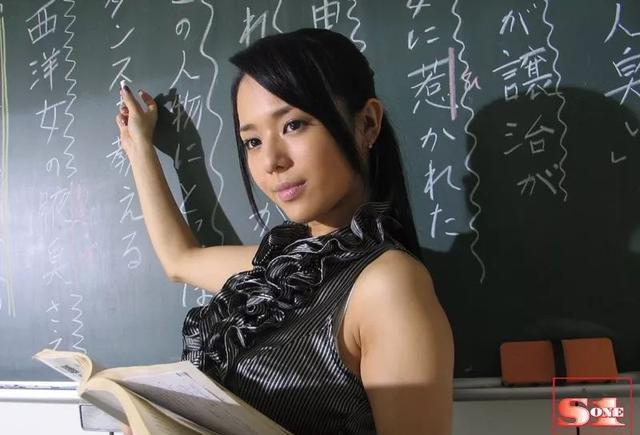 仓井空电影的奇妙旅程，学习、变化与自信的绽放