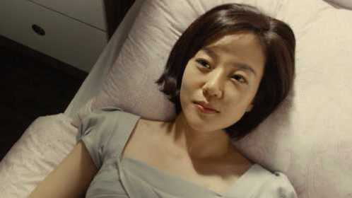 韩国家庭主妇电影,小巷深处的美食秘密