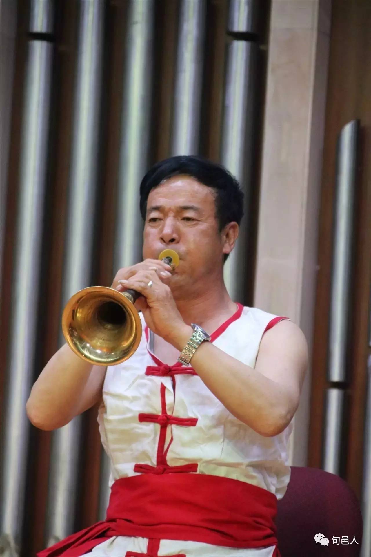 自然美景中的唢呐王音乐盛宴,唤醒心灵之旅的震撼之旅