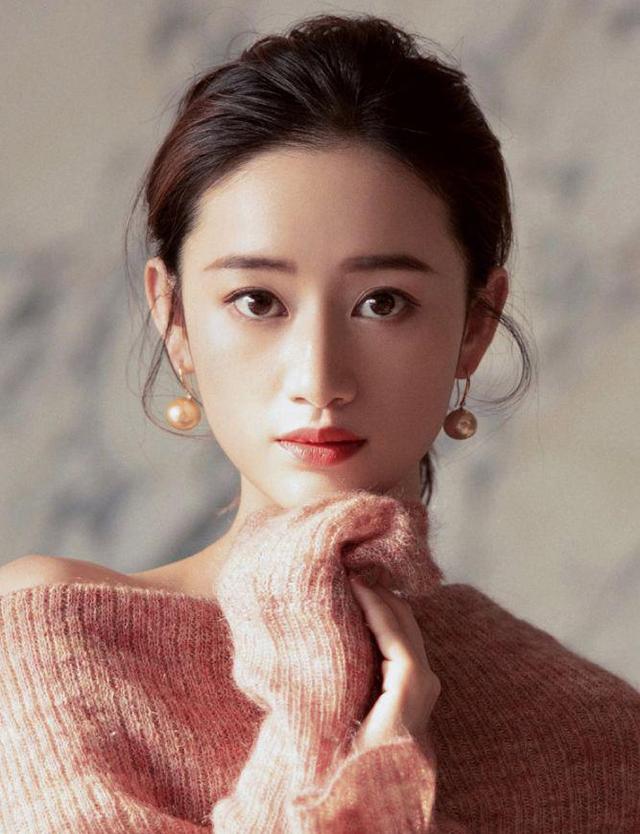 年轻女演员,璀璨新星的光芒与成长之路