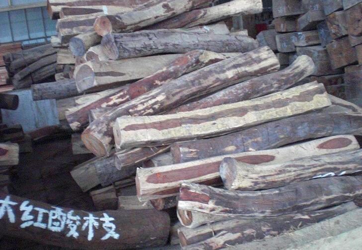 揭秘红酸枝价格真相,市场行情与价值分析??