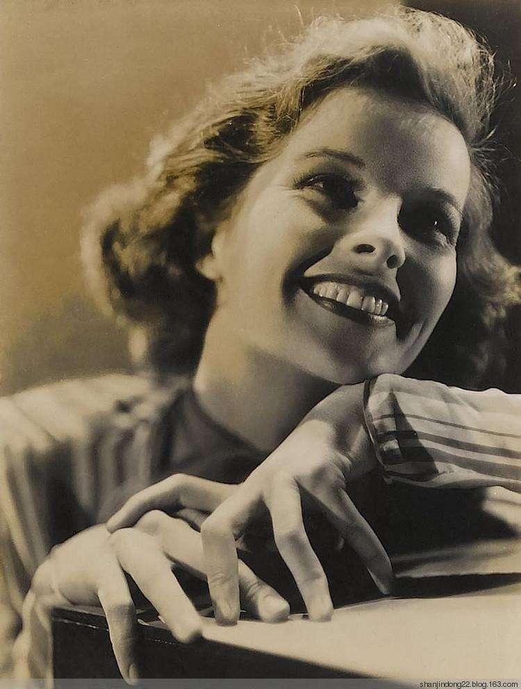 百年来最伟大的女演员闪耀影坛?