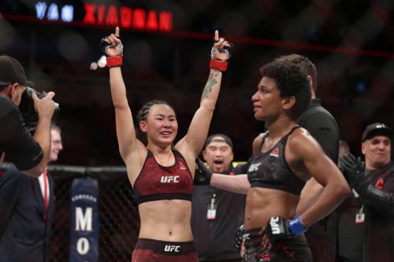 宋亚东最新比赛,小巷中的特色小店与奇妙之旅