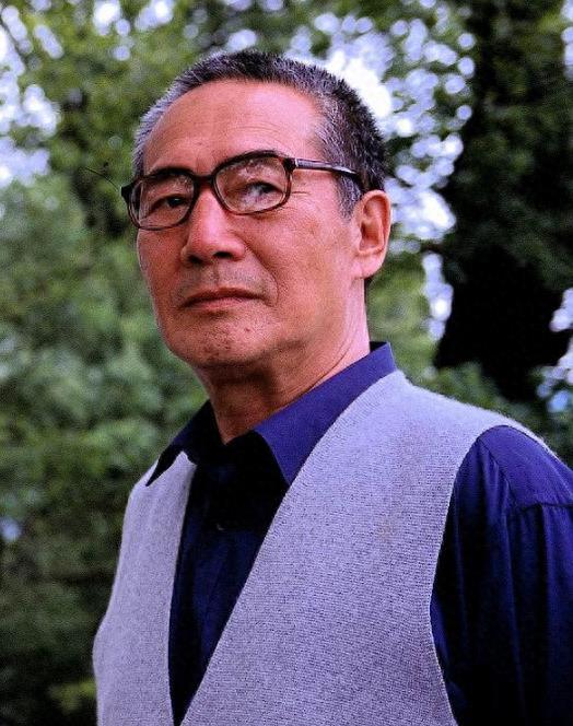 跟组演员生活探秘,小巷深处的特色小店之旅