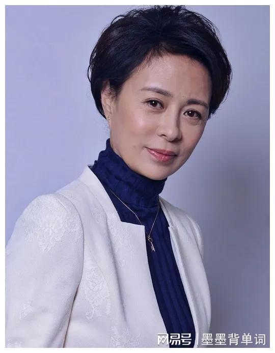 星光下的演员刘佳,小巷特色小店的隐藏故事与人生轨迹