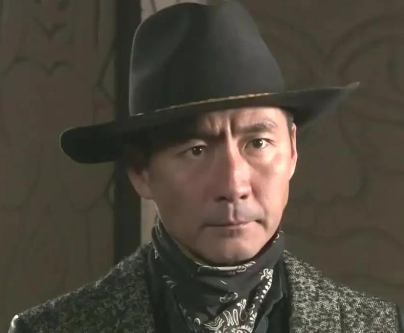 燕双鹰电视剧，巷弄英雄与风味小店的传奇故事