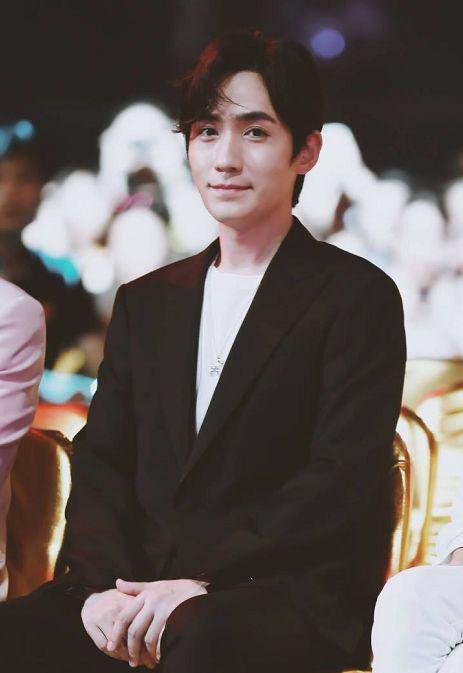 日常温馨趣事,简单演员的生活点滴