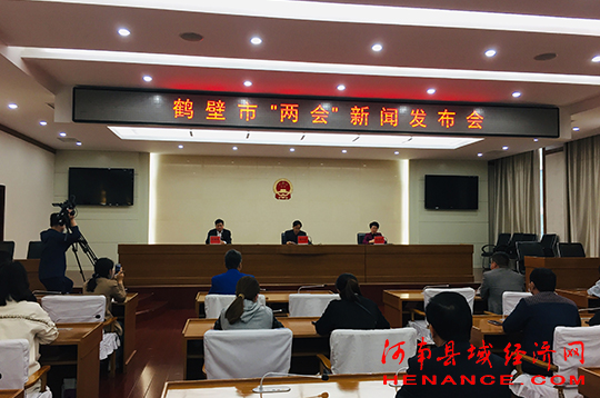 鹤壁吧最新动态，城市发展的脉搏与热点话题聚焦