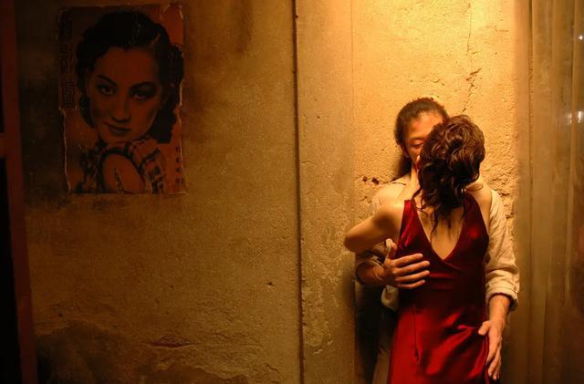 无形海浪,乘风破浪的影视之旅,成就自我之航