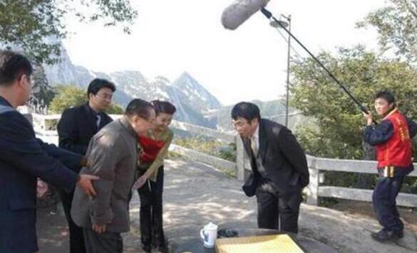 聂掌珠傅竟行最新动态,变化中的力量铸就自信与成就之路