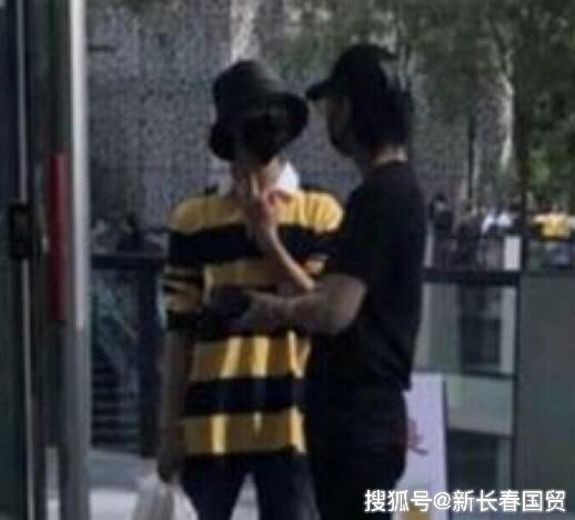 偶遇星光,与明星近距离接触的美好瞬间