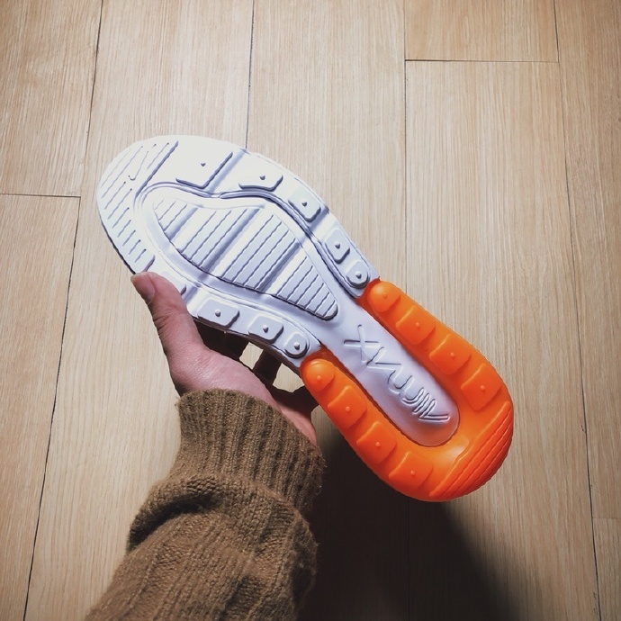 耐克新款鞋跟设计,一场设计与争议的完美融合之旅