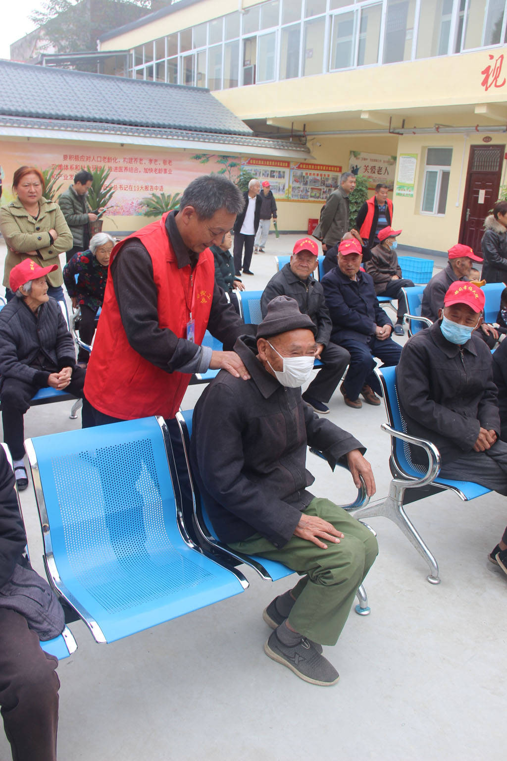 老白牛最新动态引发行业内热议热议的焦点和趋势分析