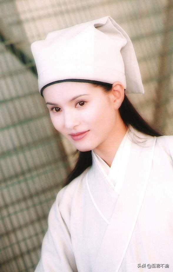 杏眼男明星的心灵之旅,寻找内心平静的旅程