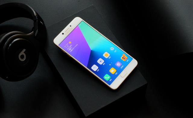 三星新款C7系列，科技与美学的巅峰融合