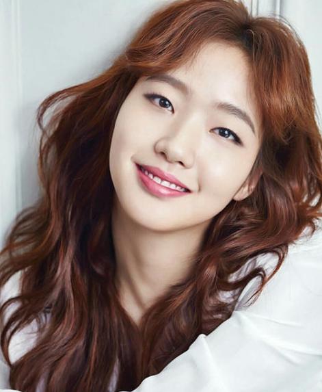 明星单眼皮,审美趋势与个人立场的深度探讨