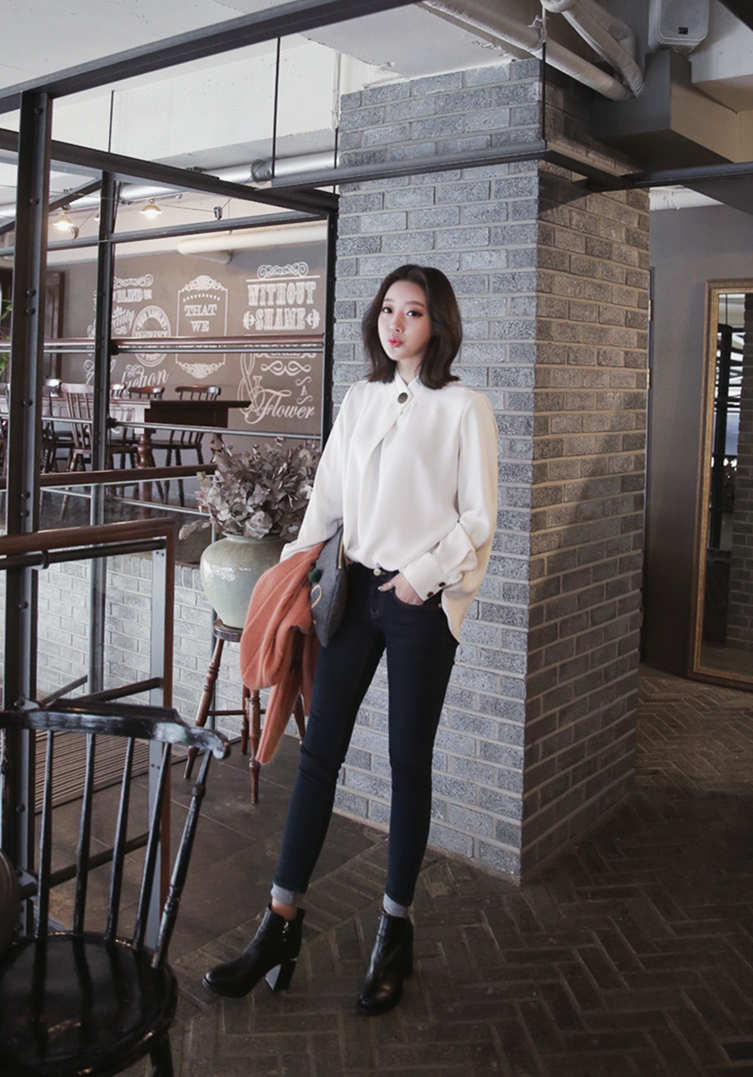 韩国潮流女装精选,时尚与友情的温馨之旅