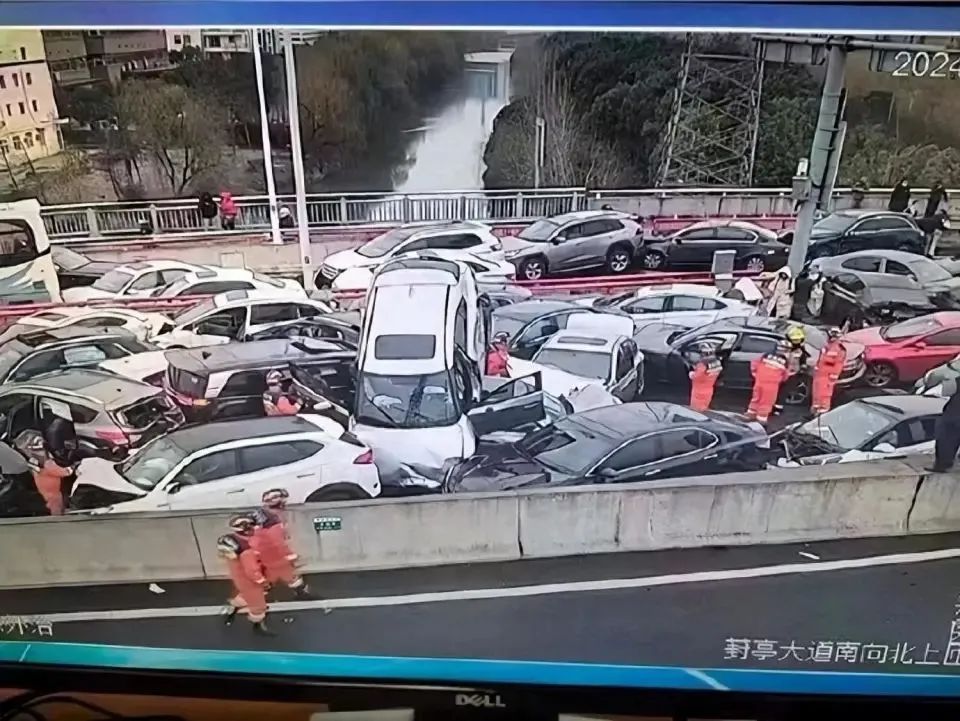 襄阳成工工程机械 第62页