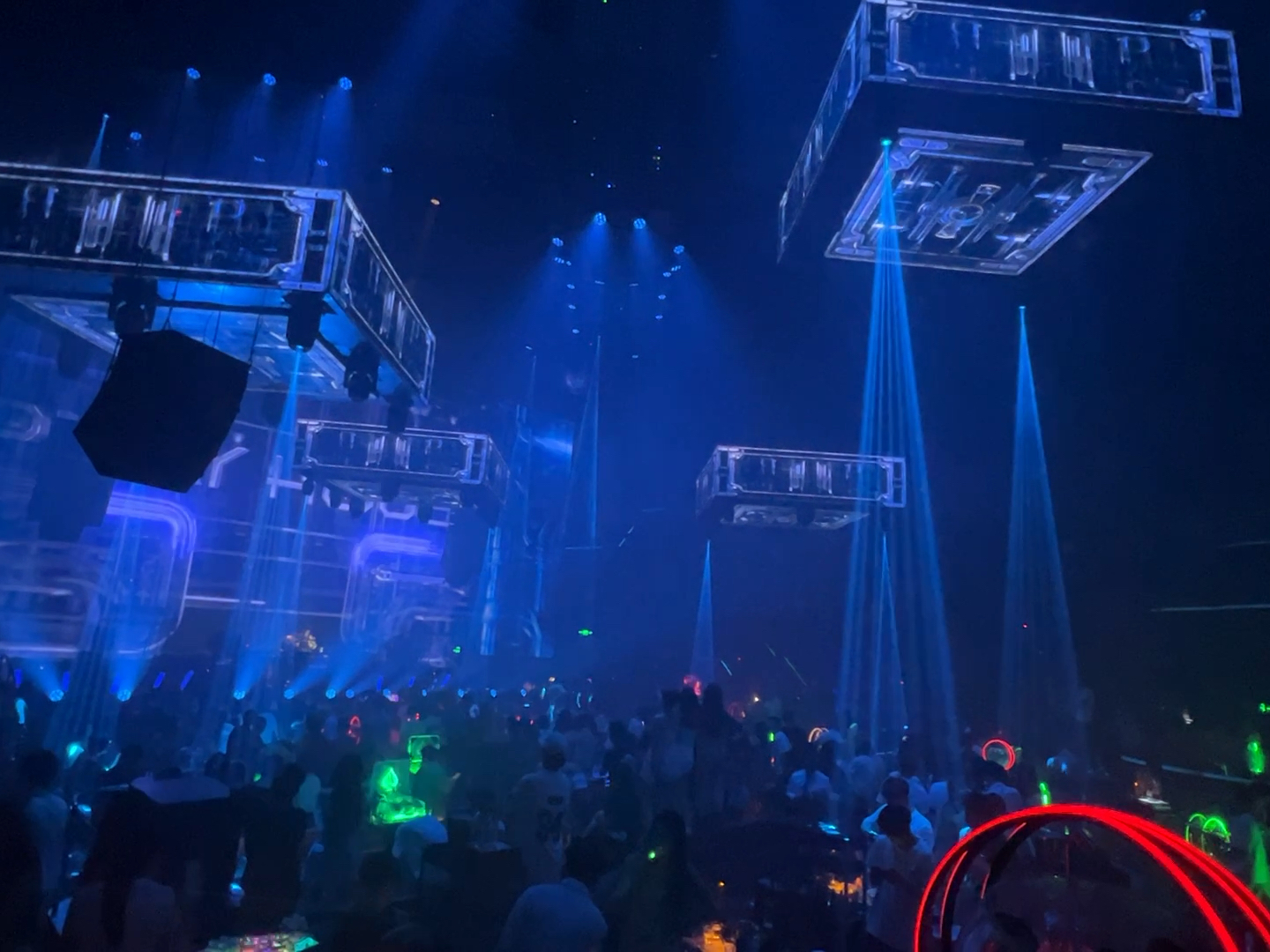 长沙酒吧最新动态,繁华夜生活的多元体验