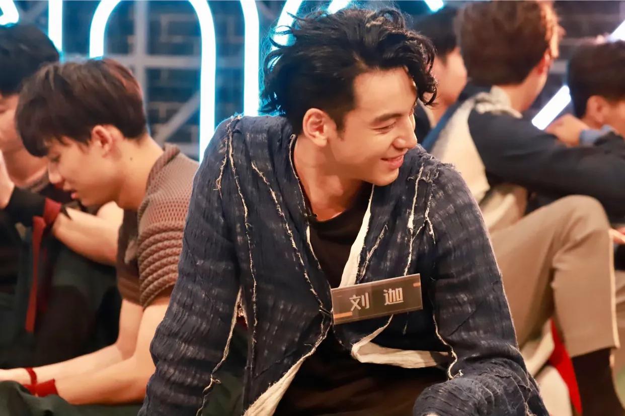 刘迦最新动态,学习变革的力量,自信成就感的旅程探索